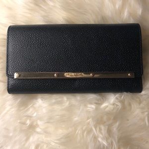 Henri Bendel Wallet
